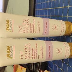 Bundle of 2 Raw Sugar Not So Dry Shampoo - White 118 ml Each Tube